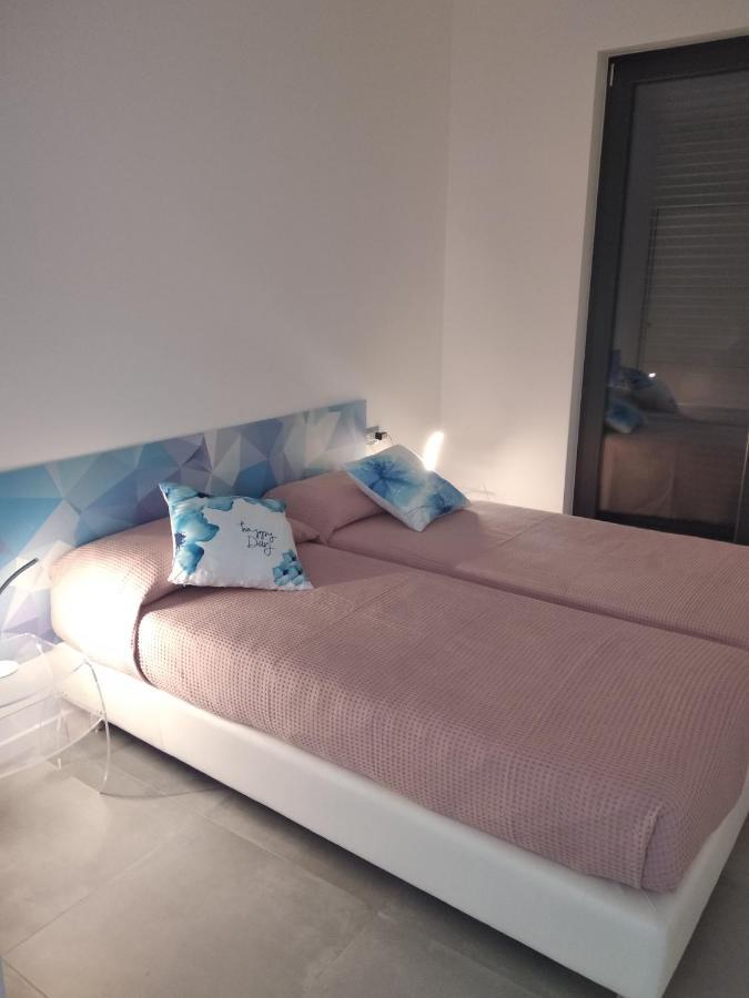 Blue Sky Garda - Zaffiro Apartman Malcesine Kültér fotó
